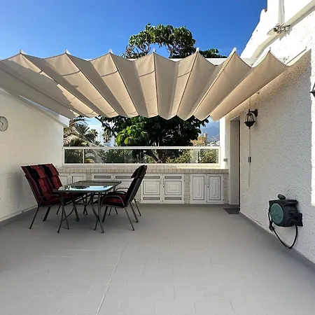 Fantastic Vacation By The Ocean Apartament