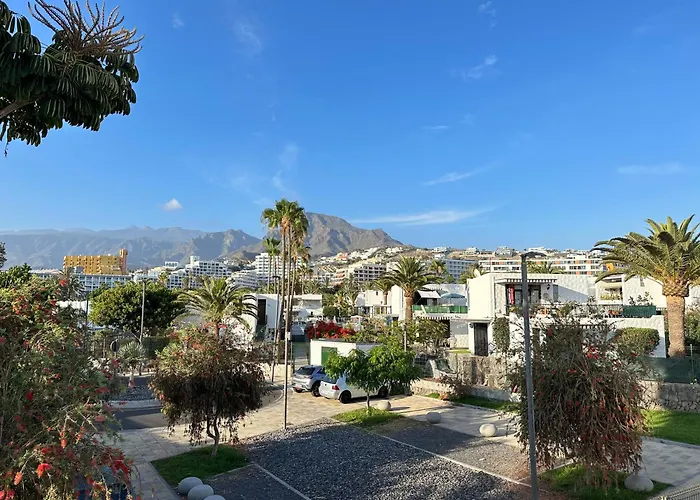 Fantastic Vacation By The Ocean *