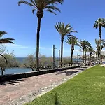 Fantastic Vacation By The Ocean דירה *